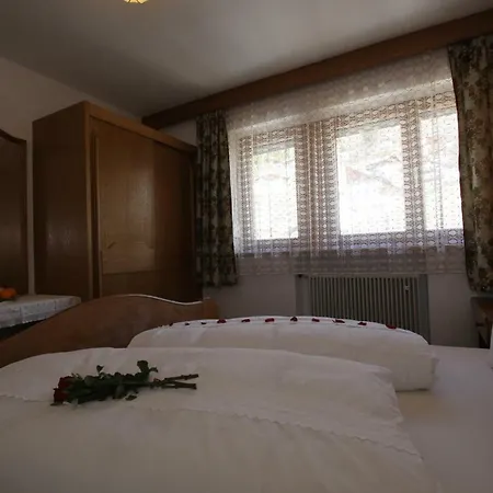 Schranz Guest house *